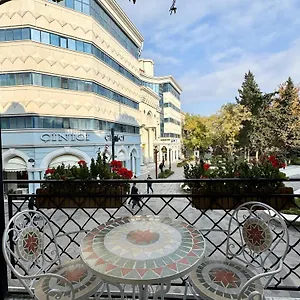 Nizami Park Отель