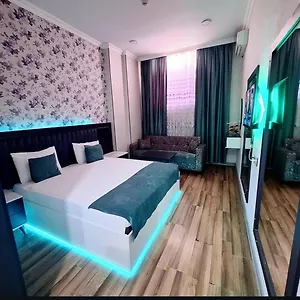 Hotel Nord West, Baky